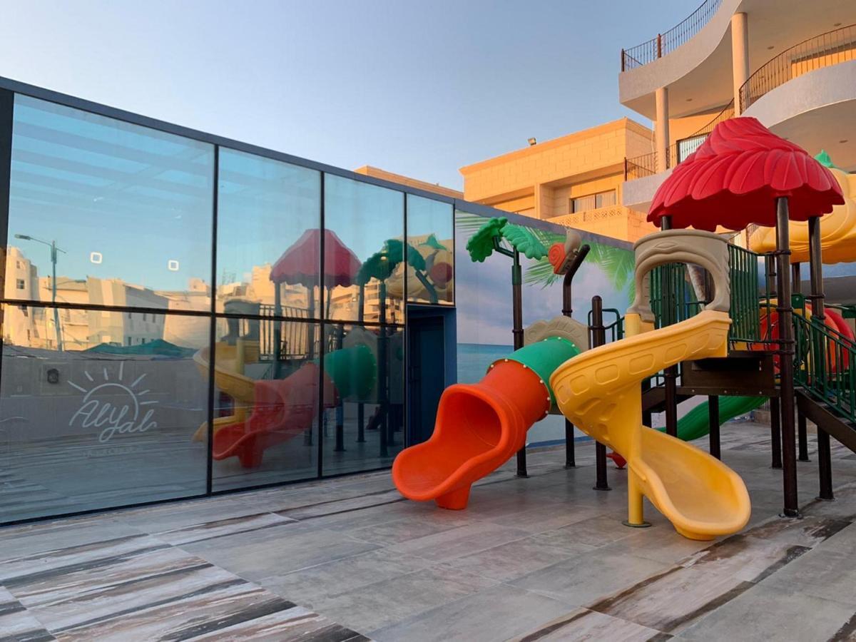 منتجع اليال Alyal Resort Al Khiran Exterior photo
