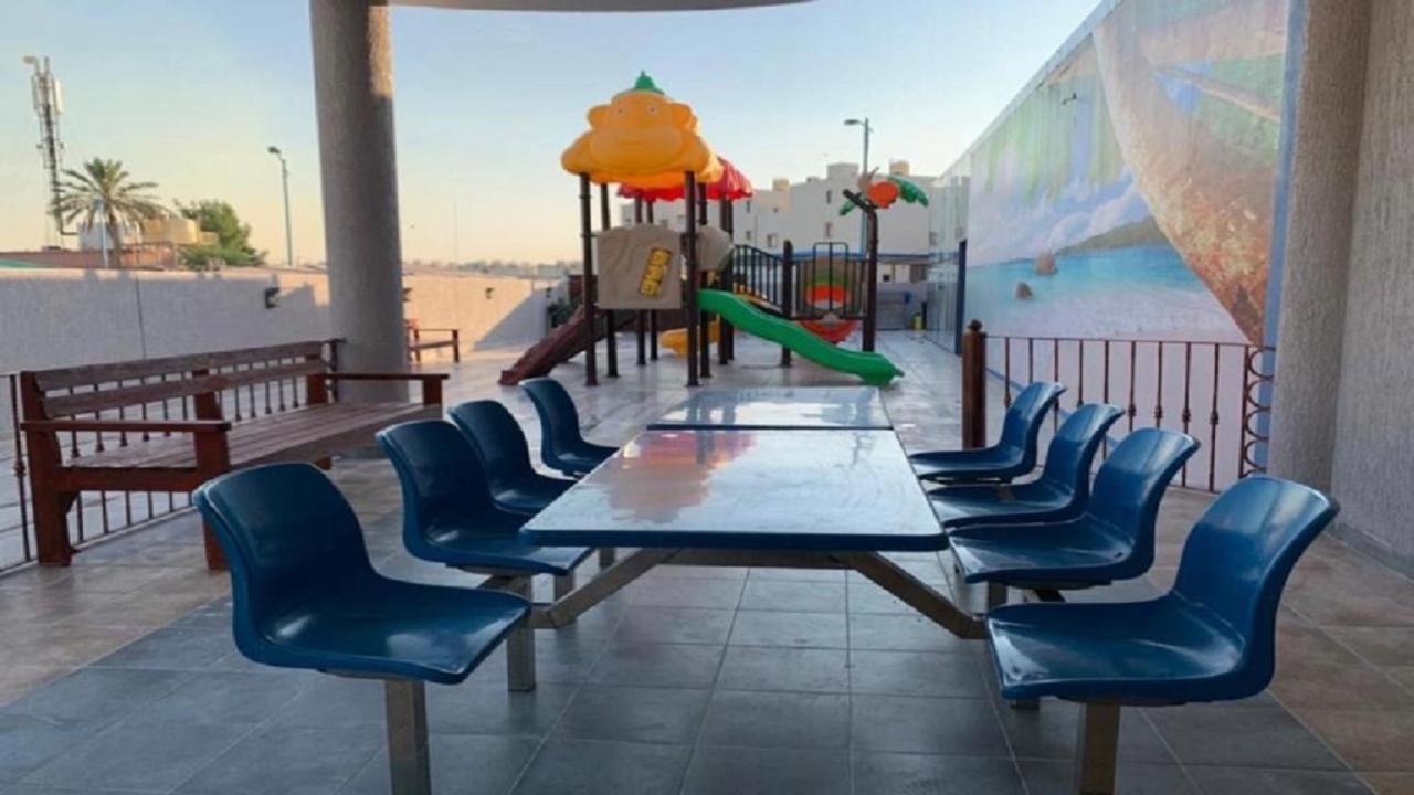 منتجع اليال Alyal Resort Al Khiran Exterior photo